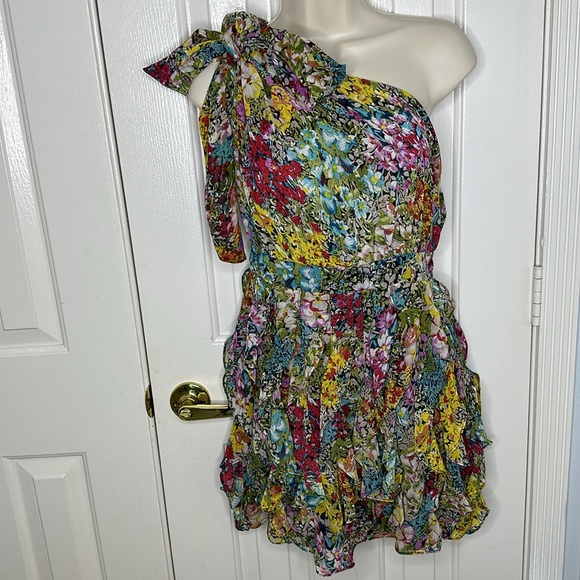 MM COUTURE DRESS SIZE SMALL - Picture 3 of 6
